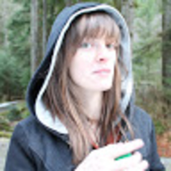 Meet your Posher, Sarah - Picture 1 of 1